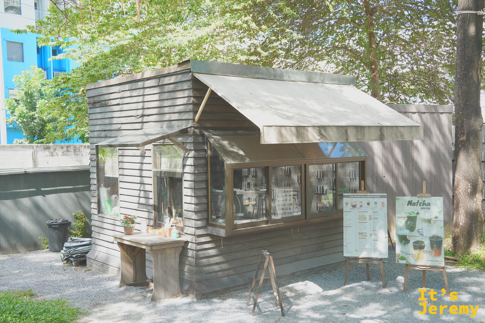 The Wood Land 店內庭園收尾