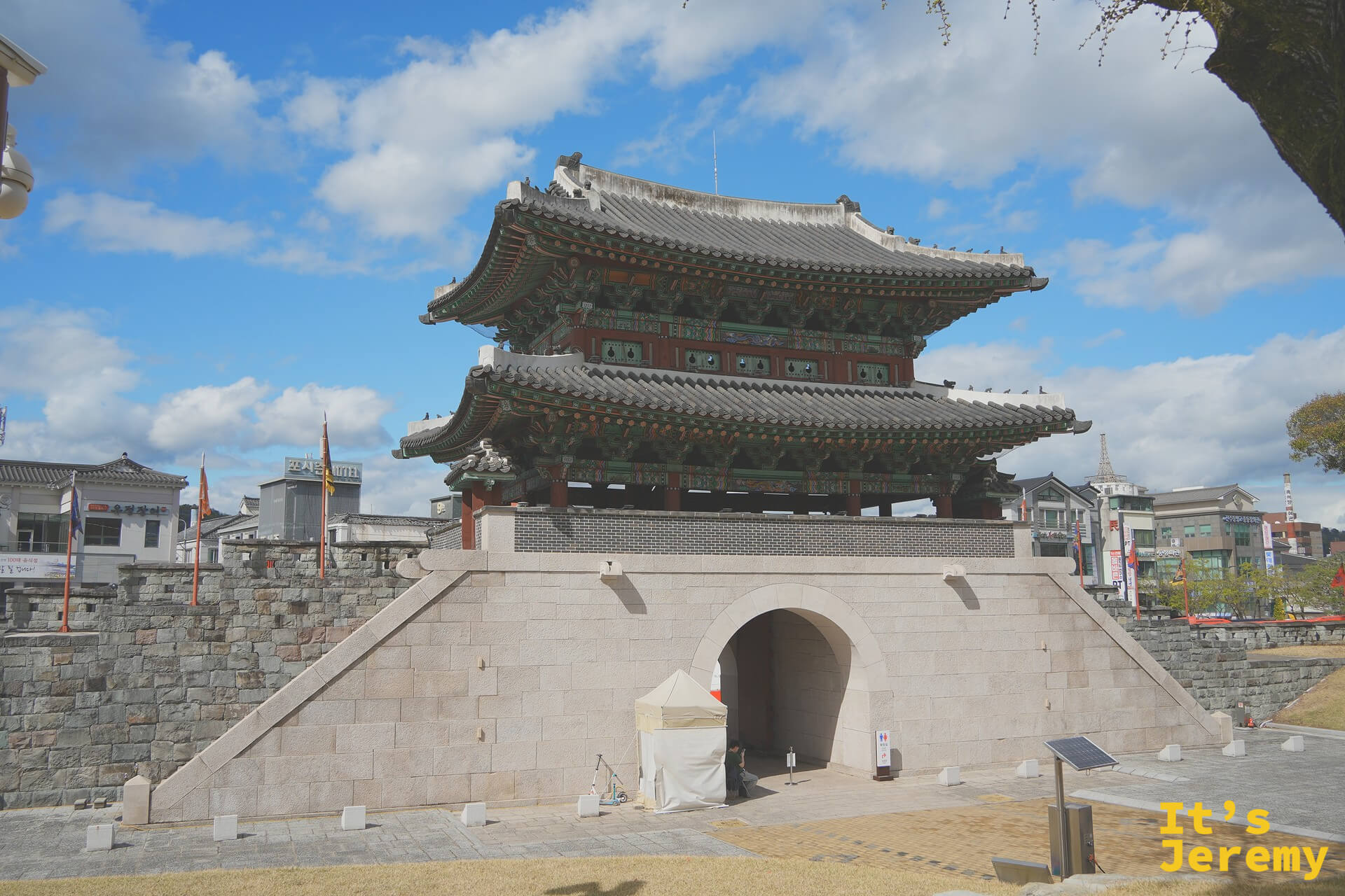 晉州城拱北門城樓全景