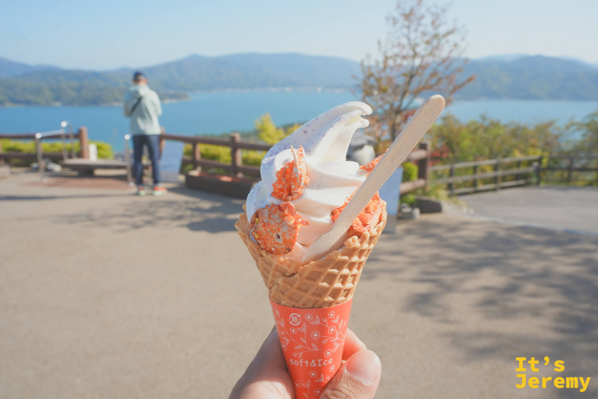 ソフトカニのソフトクリーム(ソフトらぶ)