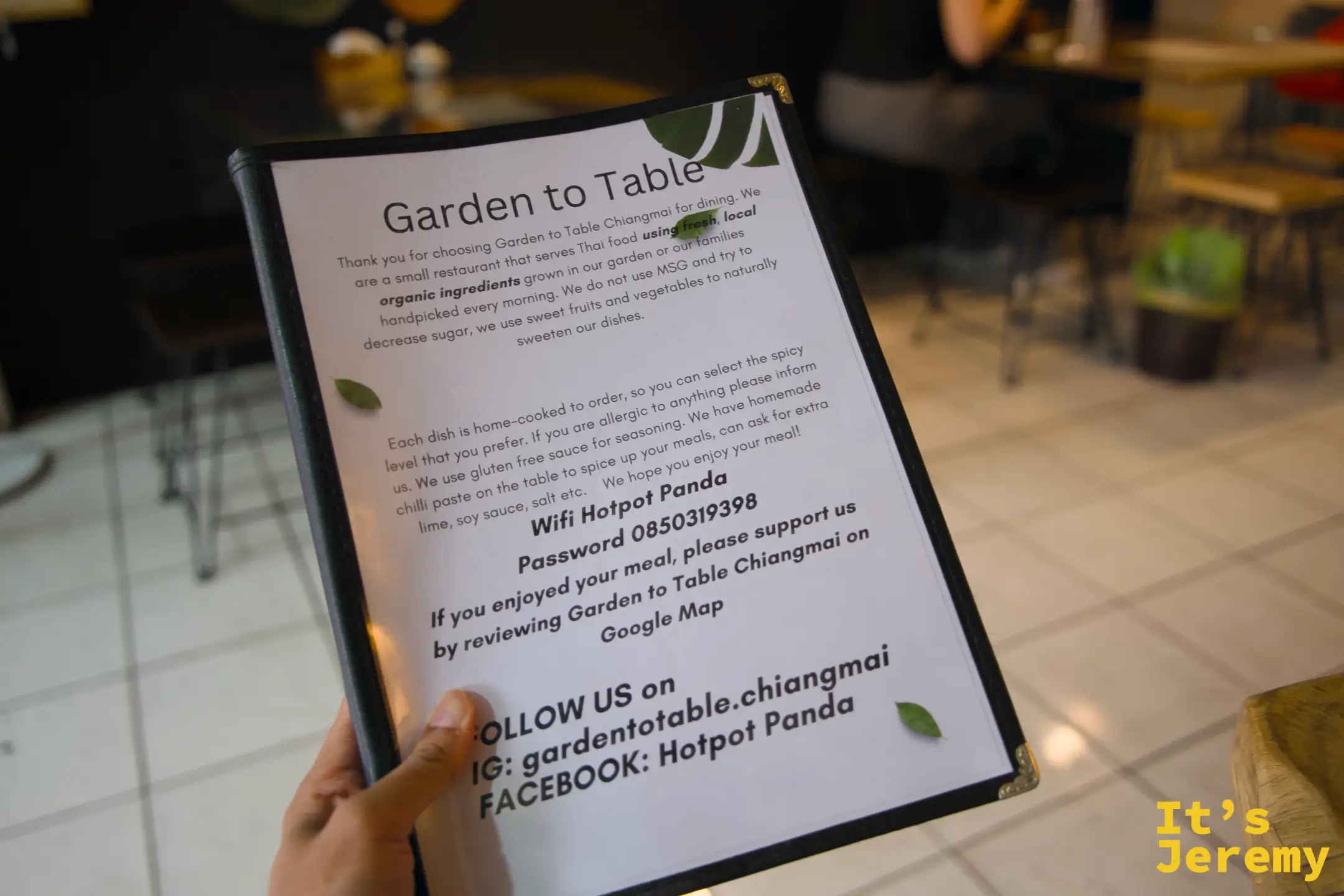Garden to Table 菜單封面，說明有機理念與 WiFi 資訊