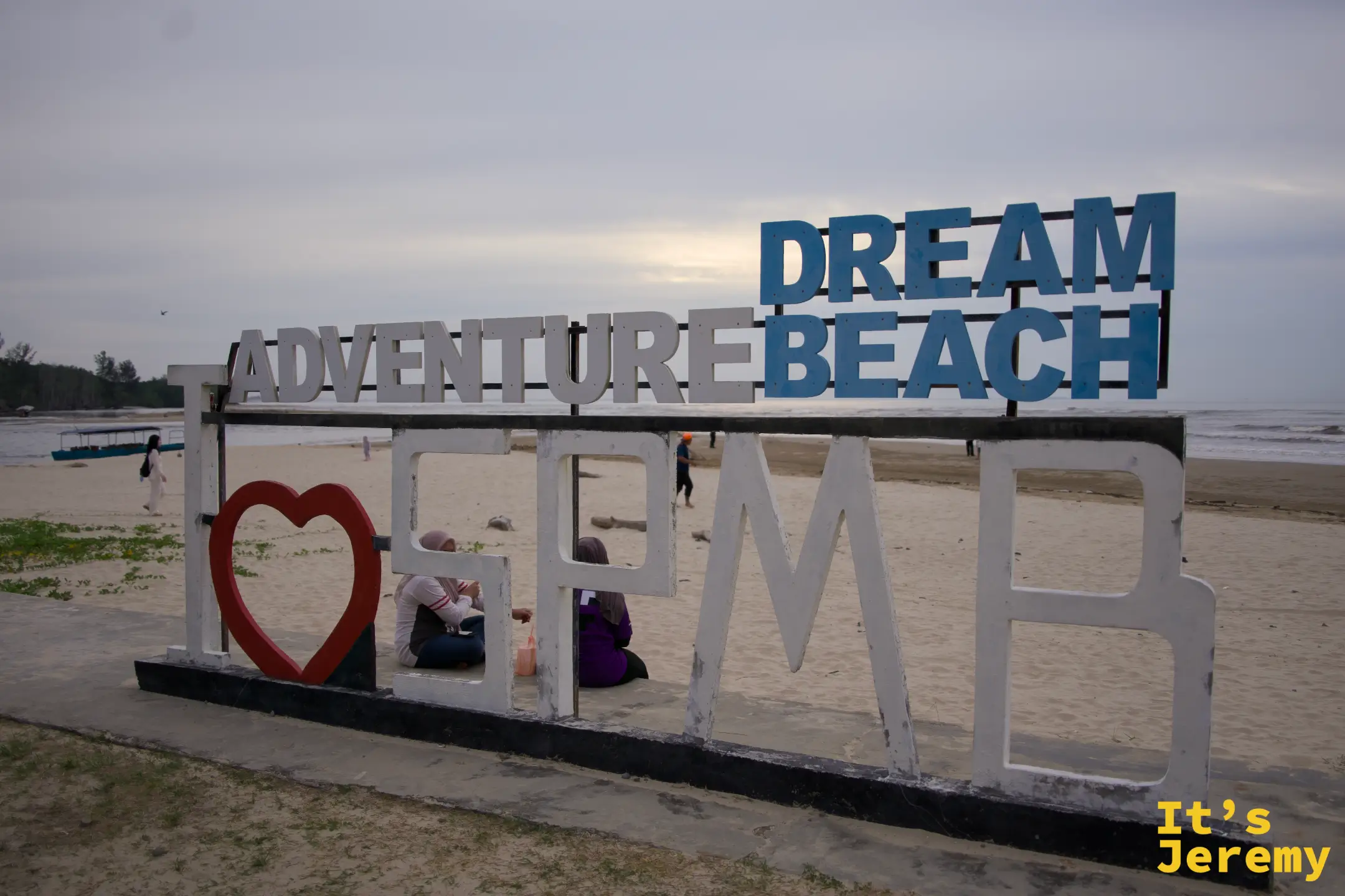 Adventure Dream Beach 立體字母招牌