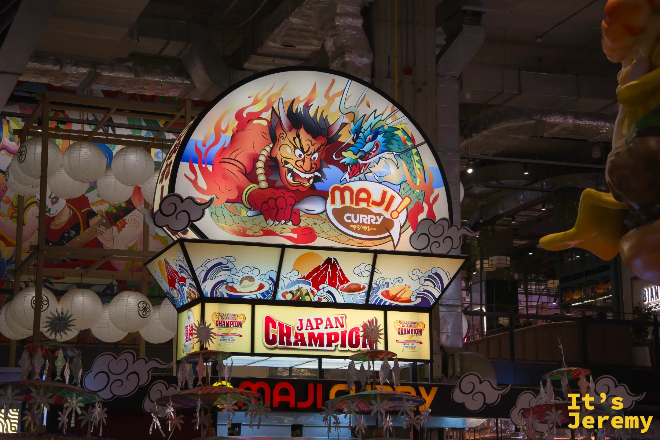 Maji Curry 日式咖哩招牌,卡通鬼神圖樣,Japan Champion 字樣