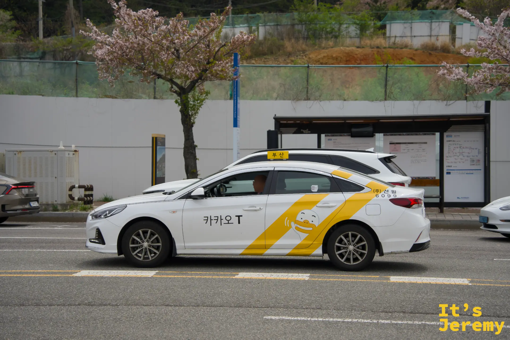 路上的 Kakao Taxi,準備前往下一站