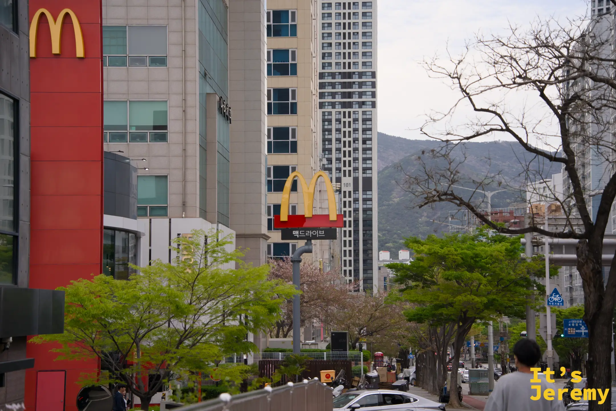 海雲台路邊街景,等待時間裡的隨拍