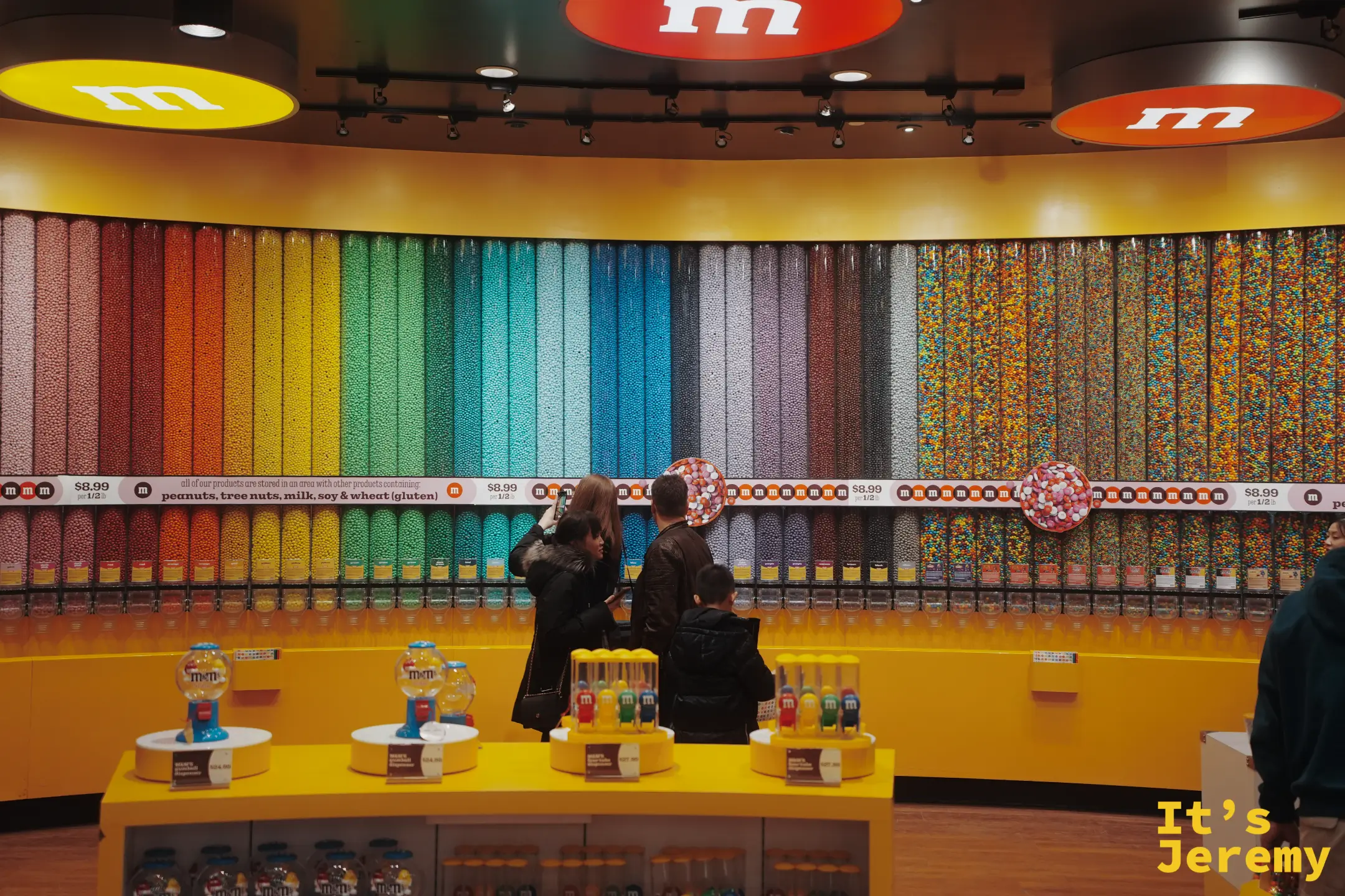 M&M