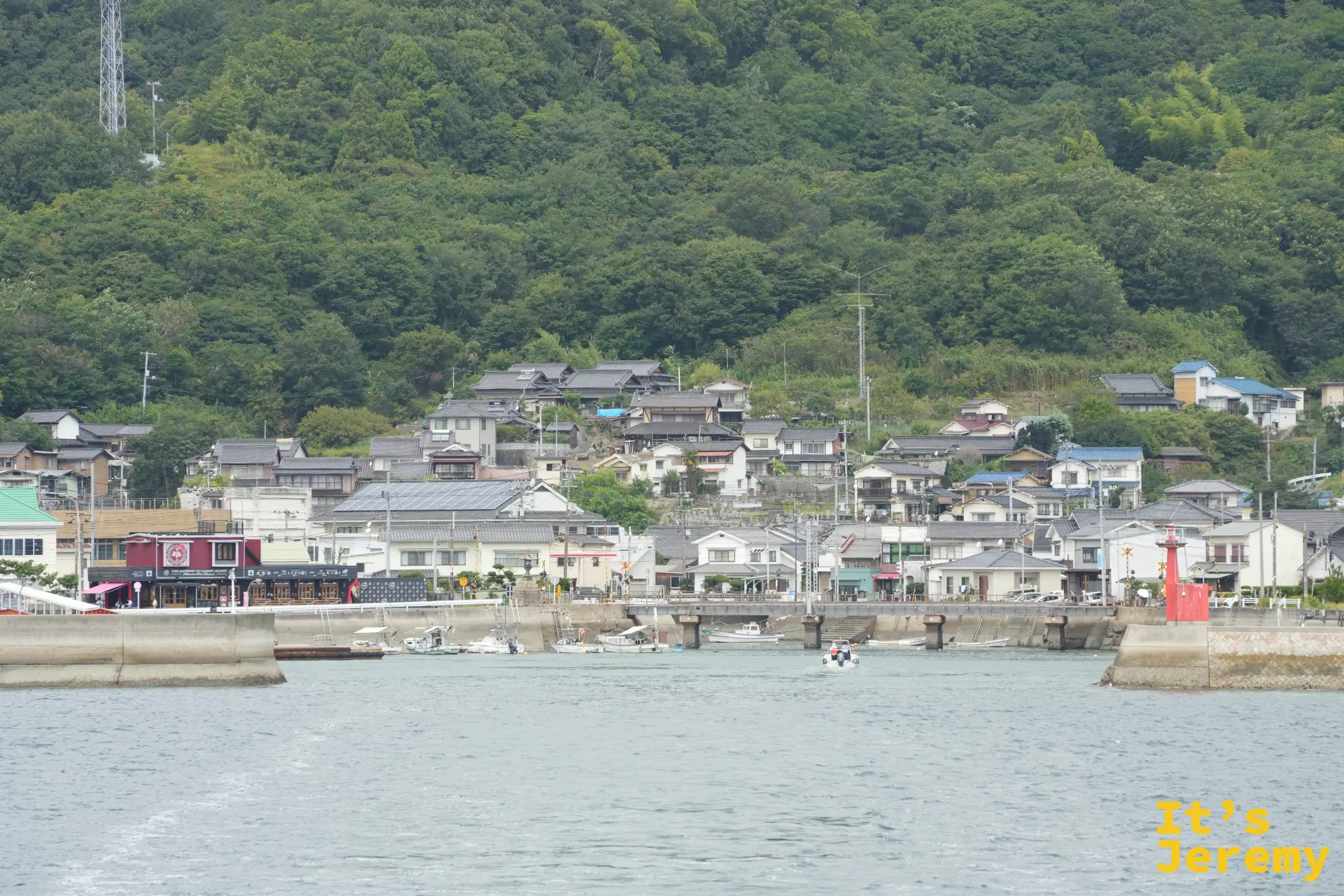 從船上回望忠海港