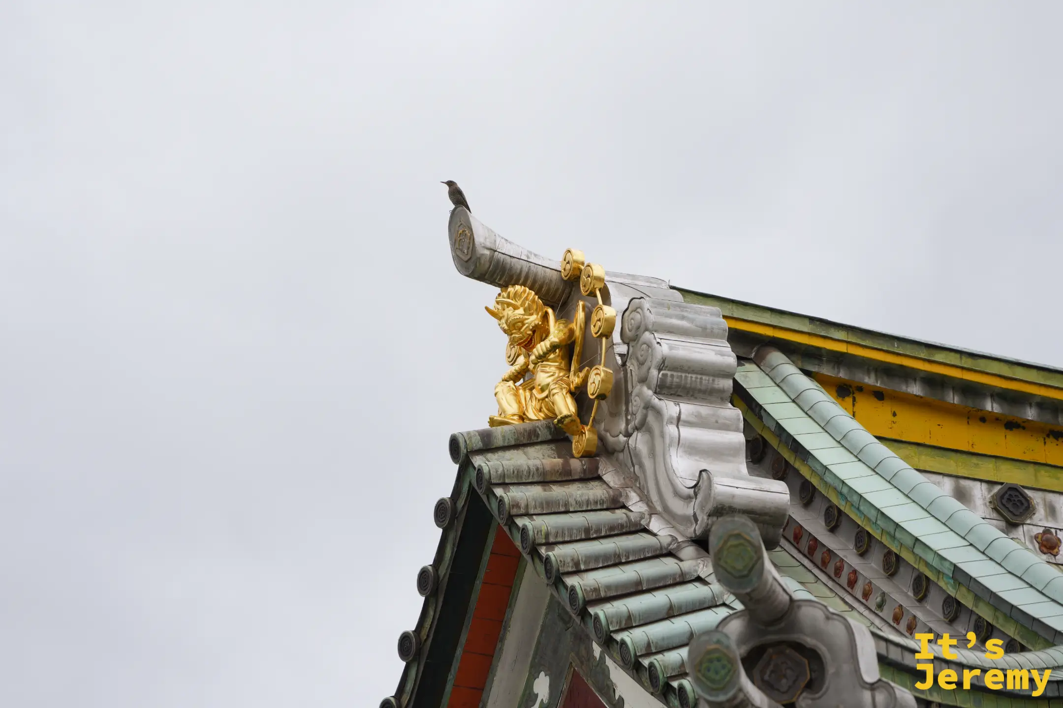 孝養門上的雷神鬼瓦