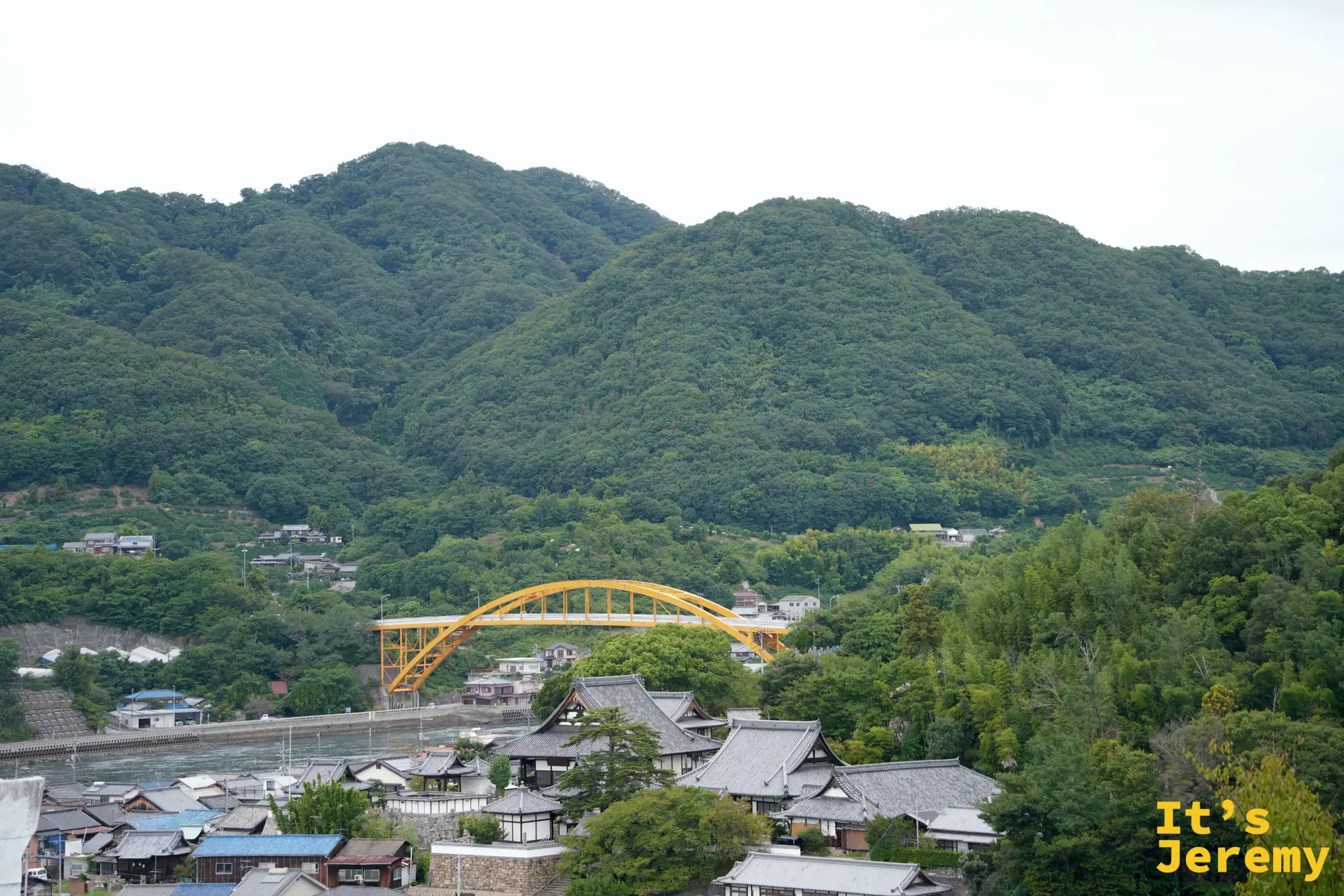 從未來心之丘望向高根大橋
