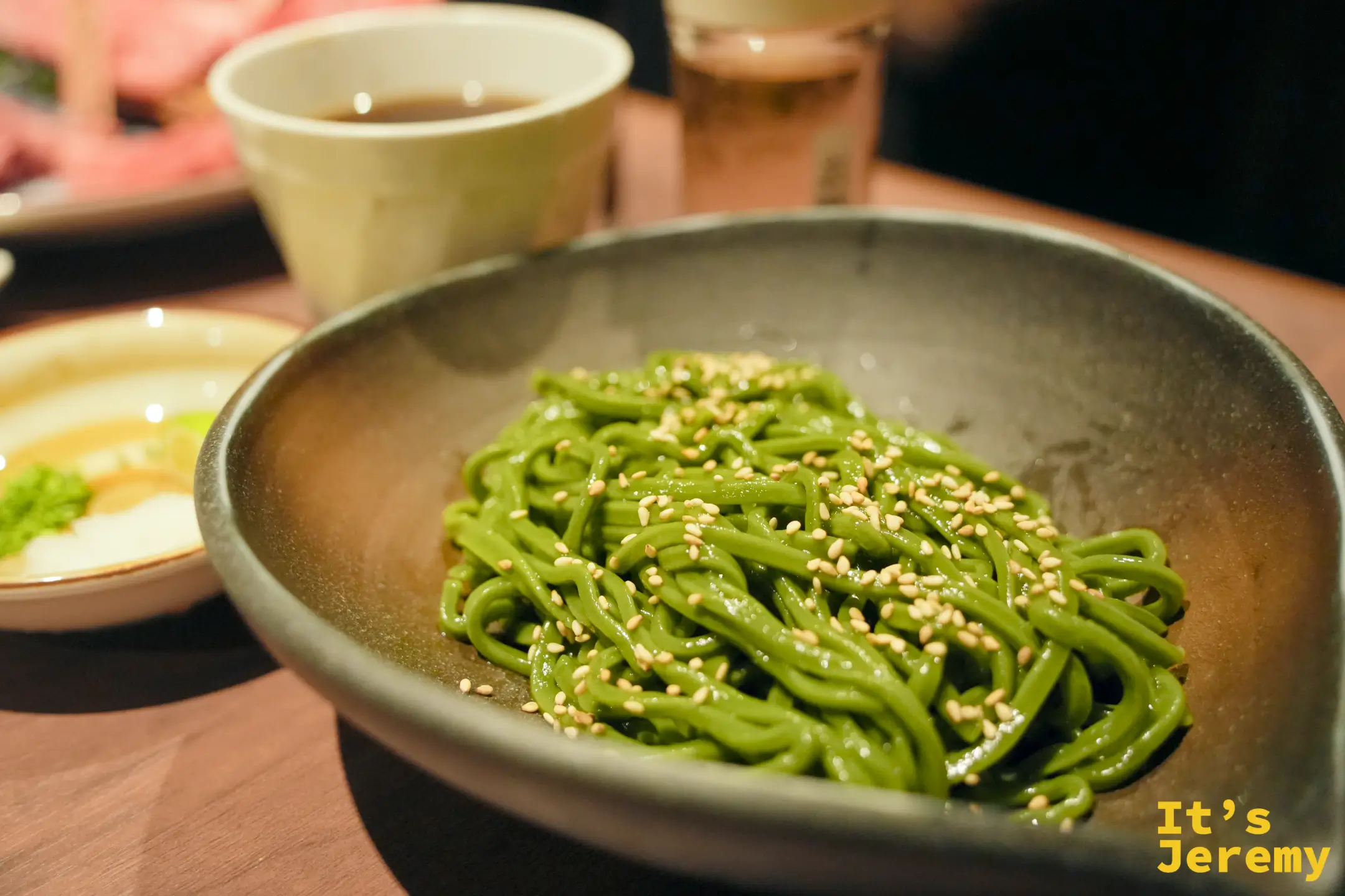 淋醬海帶芽麵